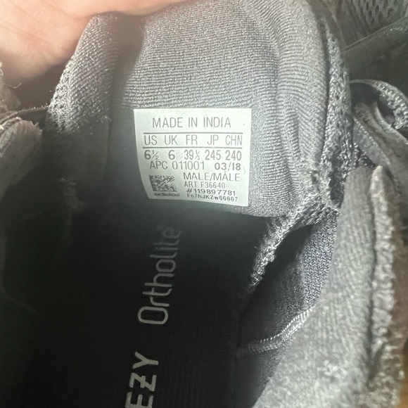 Utility Black Yeezy 500 size 6.5 - Picture 4 of 7